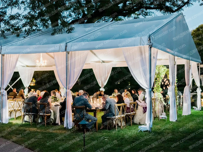 白色浪漫婚礼宴会篷房