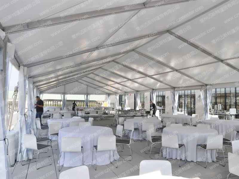 白色浪漫婚礼宴会篷房