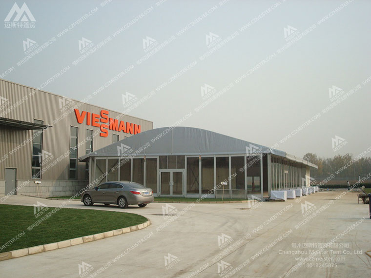 弧形展览篷房.jpg 弧形展览篷房.jpg