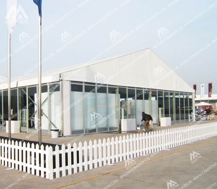 玻璃幕墙-白色透明篷房.jpg 玻璃幕墙-白色透明篷房.jpg